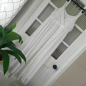 White lace maternity gown/zip